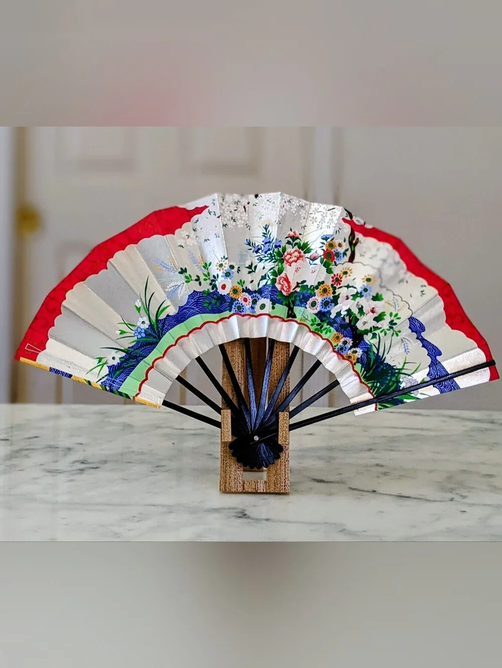NWT. Vintage Japanese Hand Paint/Craft Kyoto Sakura Folding Fan W/Bamboo Stand.